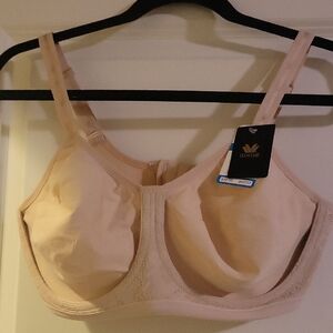Wacoal Women's Soft Beige Bra
